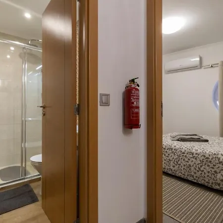 Cozy Flat Near Oura Beach Appartamento