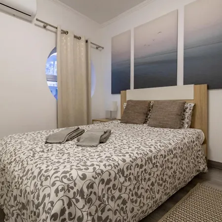 Apartment Cozy Flat Near Oura